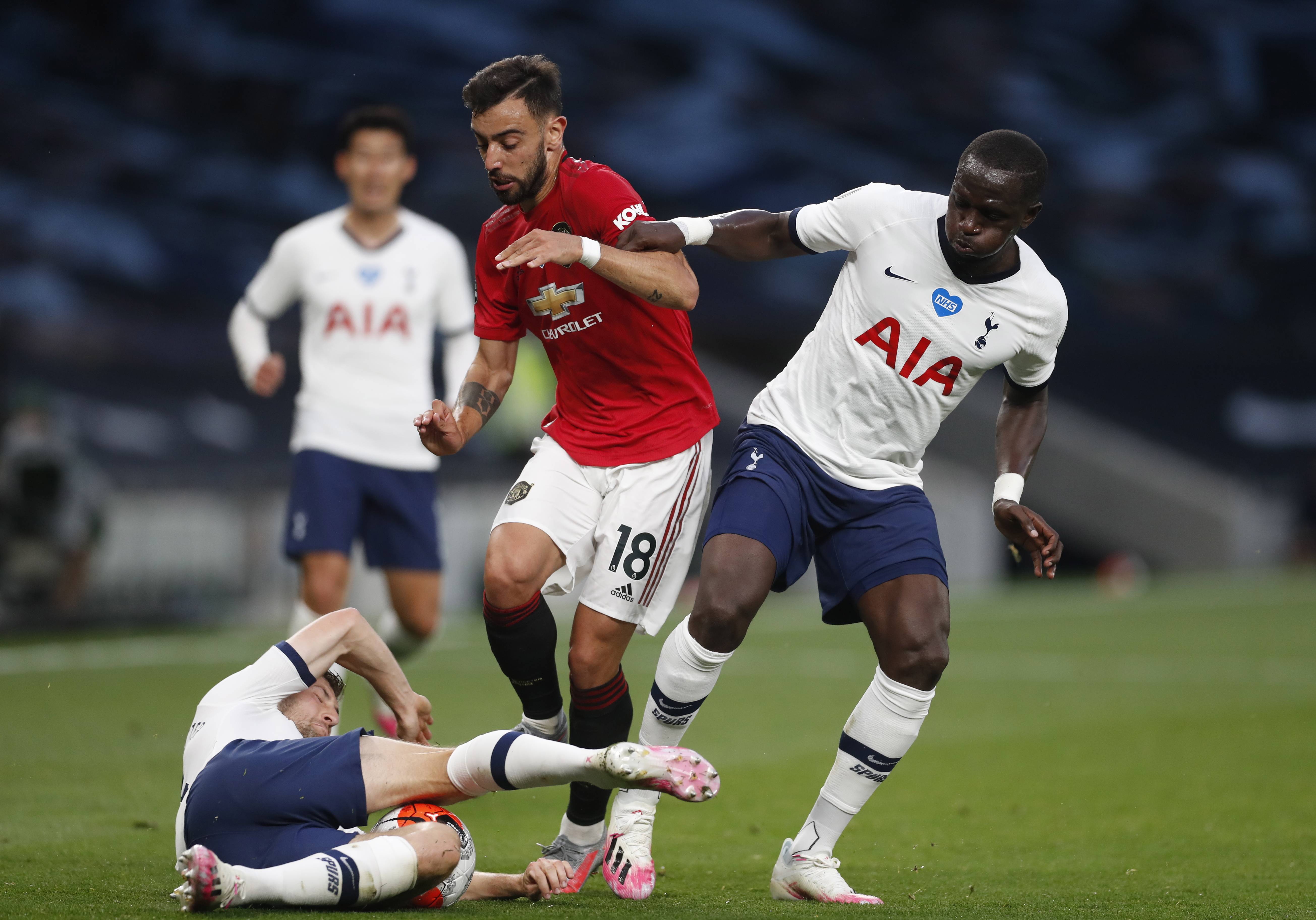 尤其是在 尤其是在